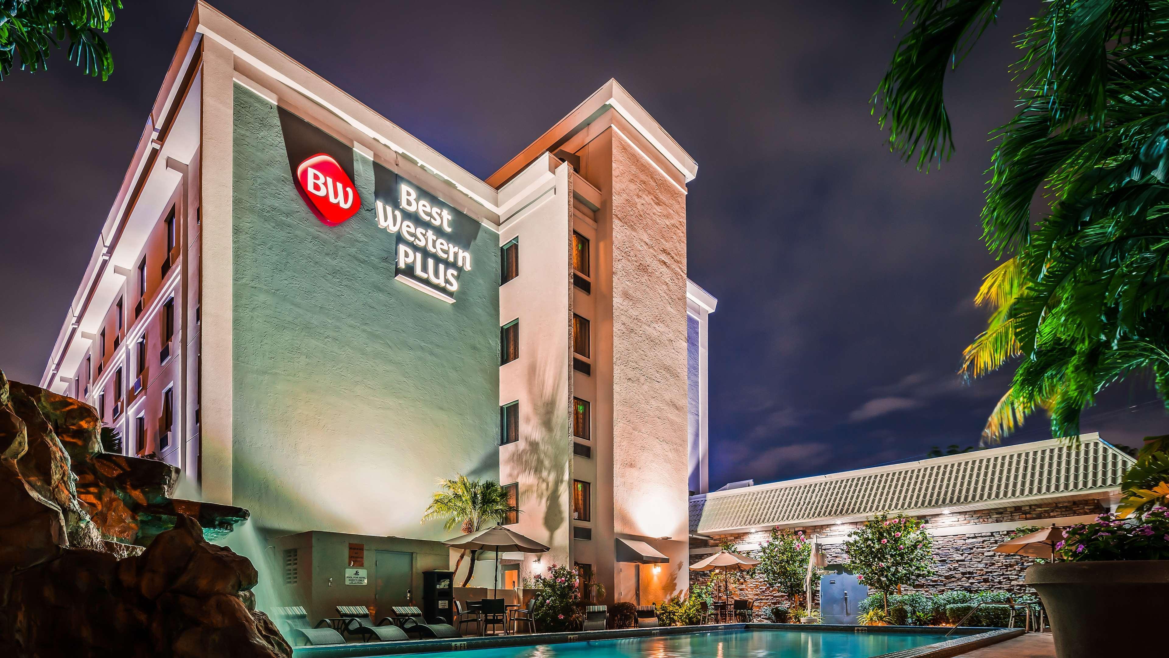 Best Western Plus Hollywood/Aventura Exterior photo